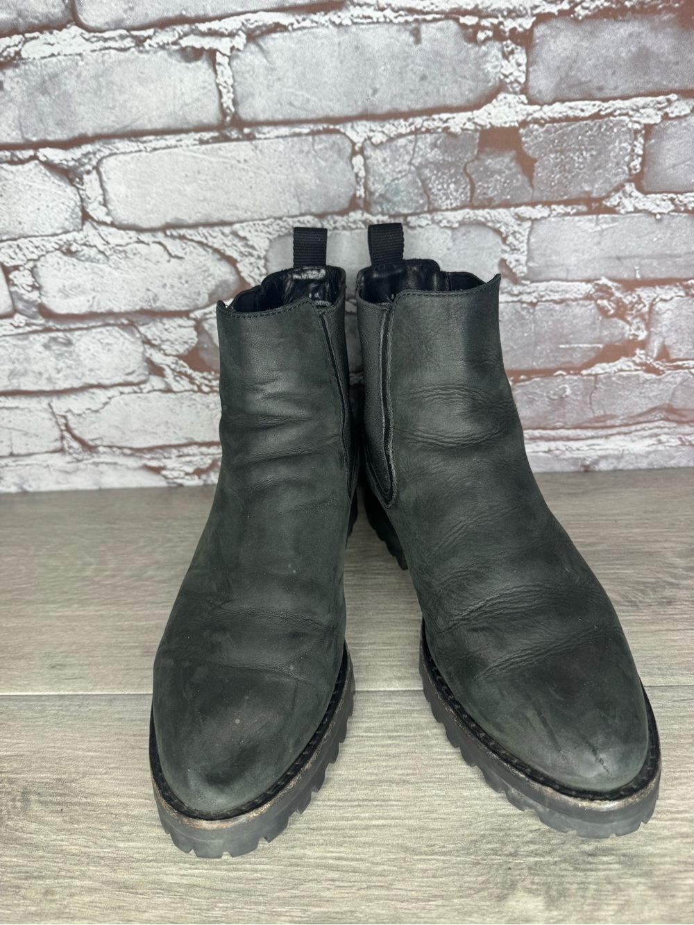 Thursday Chelsea Legends Black Matte Nubuck Leather Boots Women Sz 8M US/39EU
